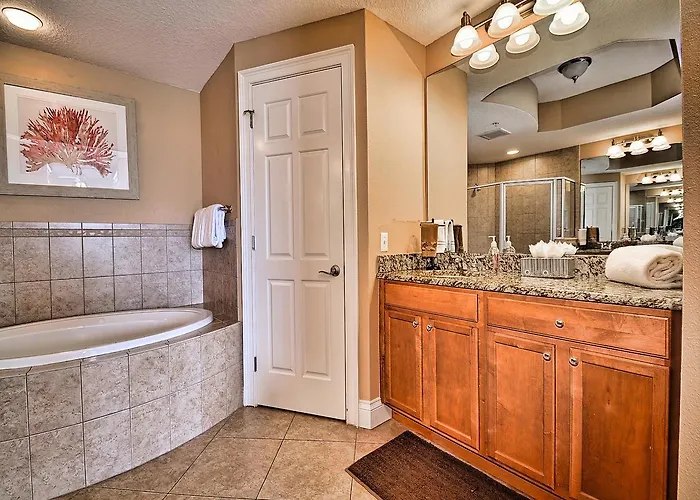 Bay Harbor 302
