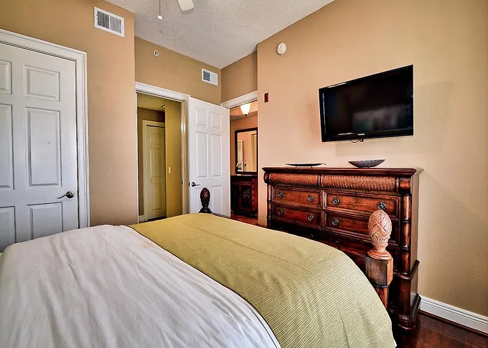 Bay Harbor 302 Apartment