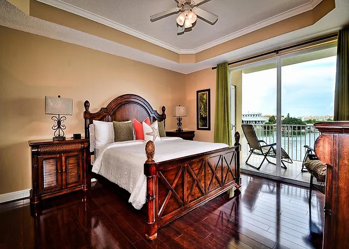Bay Harbor 302 Apartment *