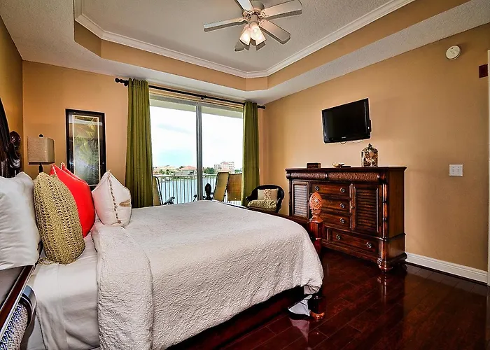 Bay Harbor 302 Apartment *